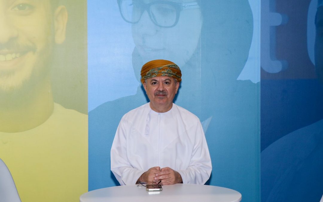 Chairman of the Board of Directors of Muscat University, Khalil Al-Khonji congratulates students